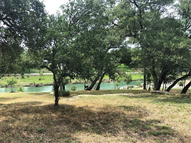 Listing photo 2 for 108 Deer Crossing Ln, Wimberley TX 78676