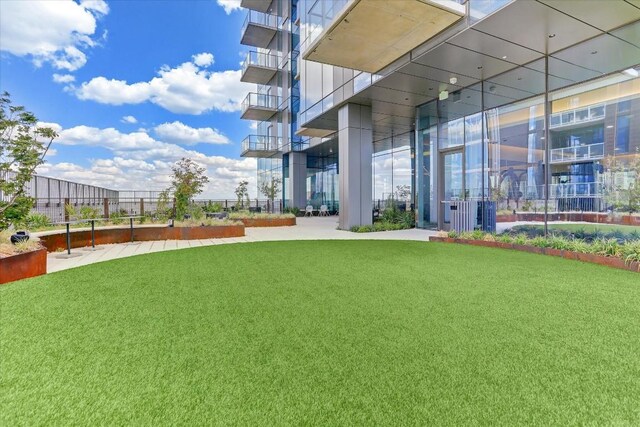 44 E Ave Unit 1709, Austin, TX 78701 - view of grassy yard