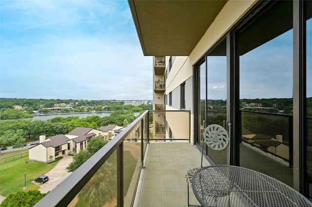 40 N Interstate Highway 35 Unit 8C1, Austin, TX 78701 - balcony with a water view
