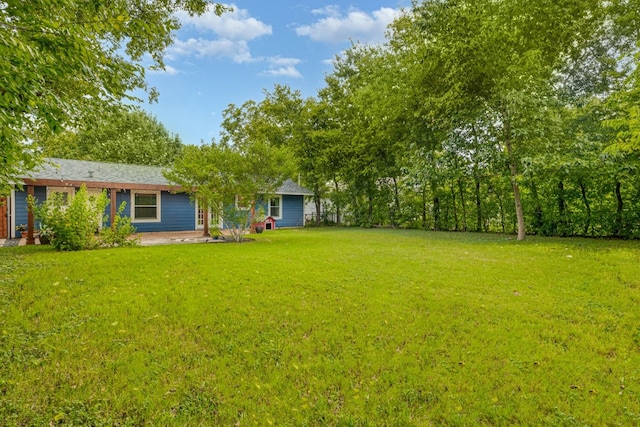 1511 Fairfield Dr, Austin, TX 78757 - view of green lawn