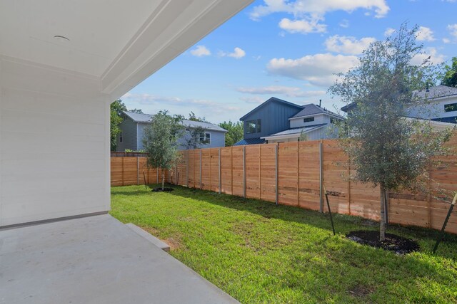 view of yard with a patio