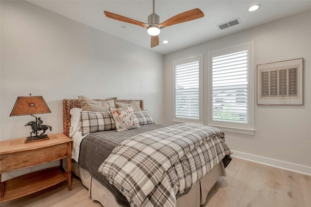 4209 Elevator Dr, Austin, TX 78731 - bedroom featuring light wood finished floors, baseboards, recessed lighting, and ceiling fan