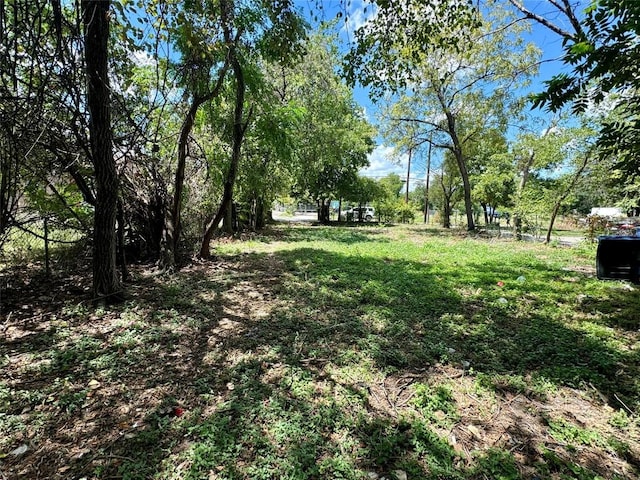 Listing photo 2 for 7407 Carver Ave, Austin TX 78752