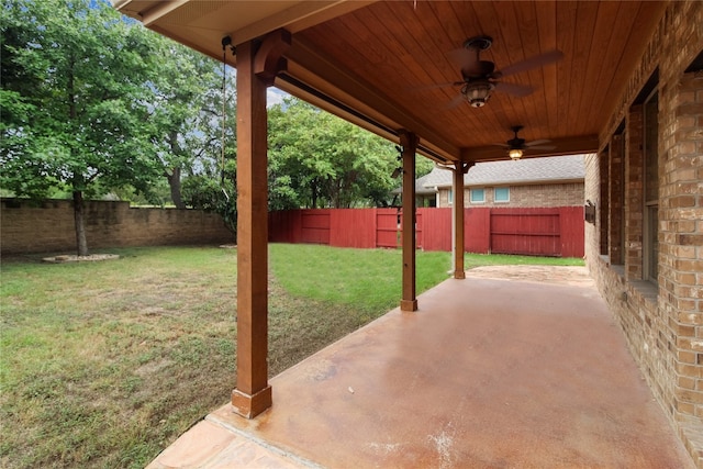 view of patio with ceiling fan