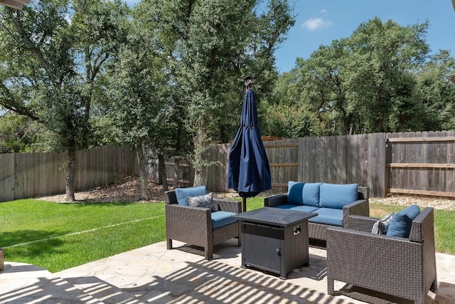 view of patio / terrace featuring an outdoor living space