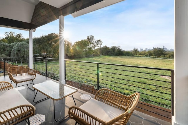 6217 Clovis St Unit B, Austin, TX 78741 - view of balcony