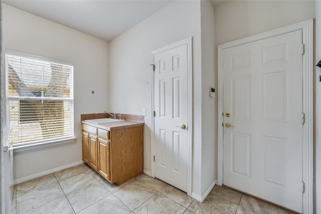 bathroom with vanity