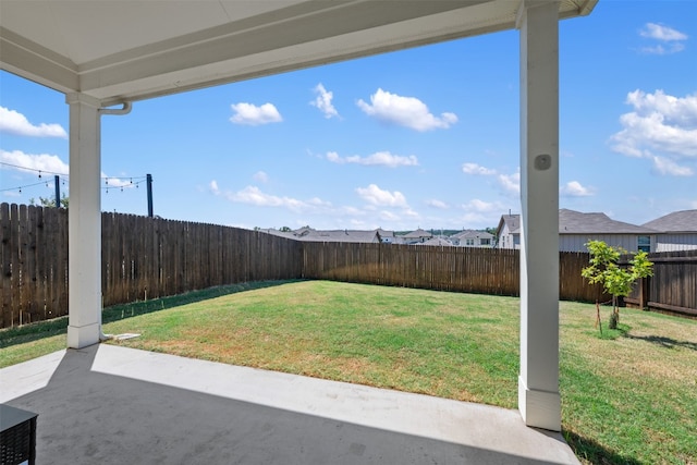 view of yard featuring a patio