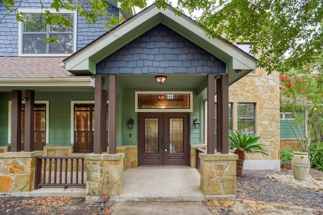 property entrance with covered porch