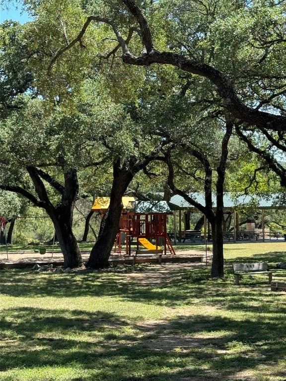 120 Grey Fox Ln, Bertram, TX 78605