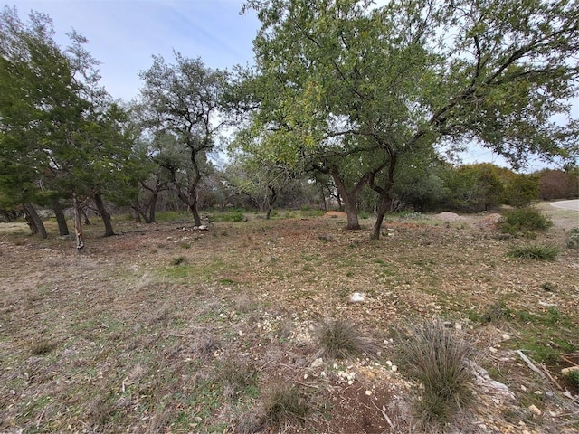 Listing photo 2 for 1600 Emerald Rd, Lago Vista TX 78645