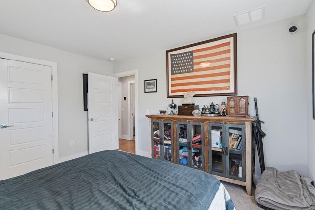 bedroom featuring carpet floors