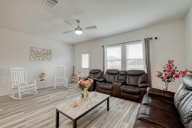 14601 Shooter Mc Gavin Dr, Manor, TX 78653 - living area featuring light wood-type flooring and ceiling fan