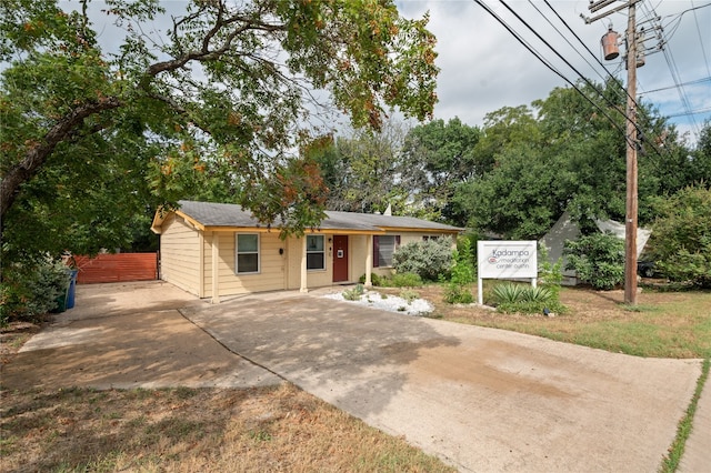 view of front of home