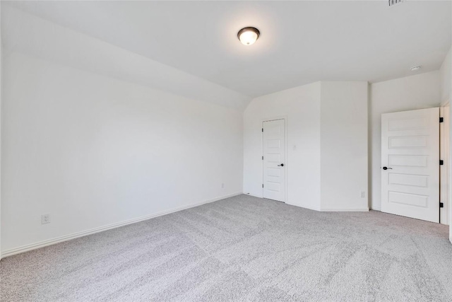 spare room with carpet flooring