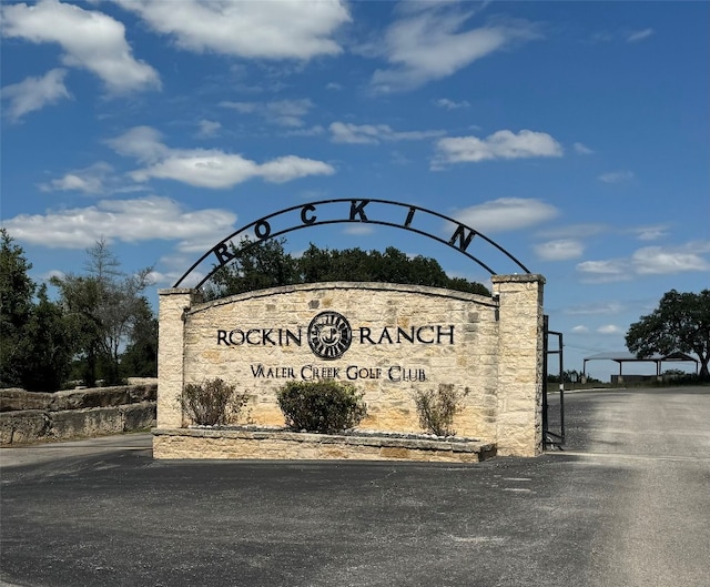 210 S John Bird St, Blanco TX, 78606 land for sale