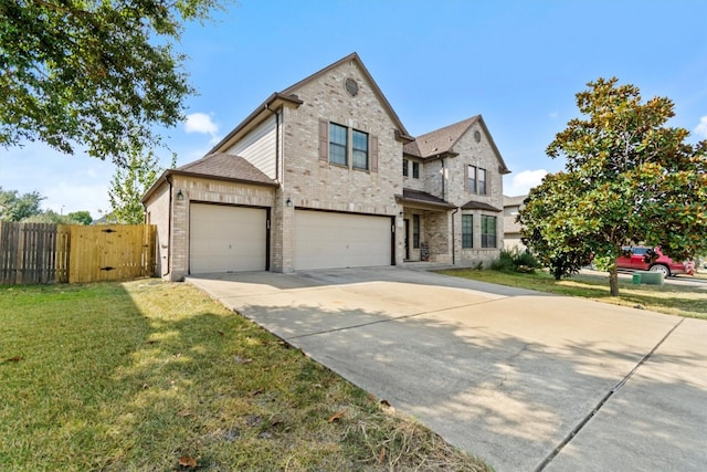 view of front of house featuring a front lawn