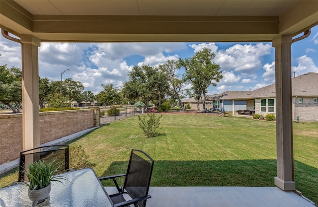 view of yard with a patio