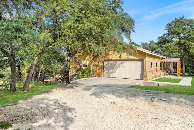 view of front of property featuring a garage