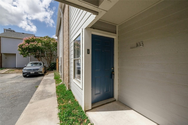 view of entrance to property