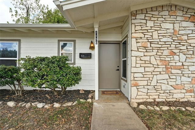 view of property entrance