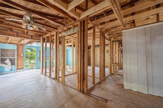 misc room with ceiling fan