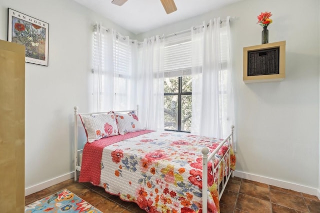 bedroom featuring ceiling fan