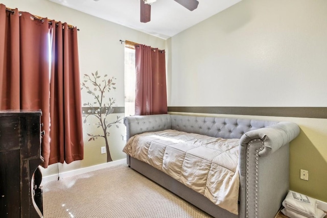 bedroom featuring ceiling fan