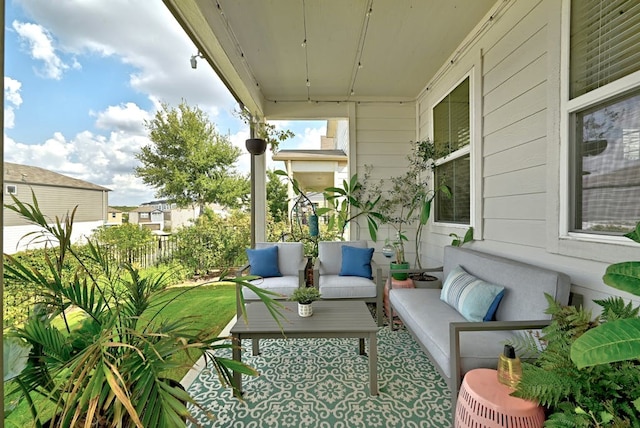 balcony featuring an outdoor hangout area