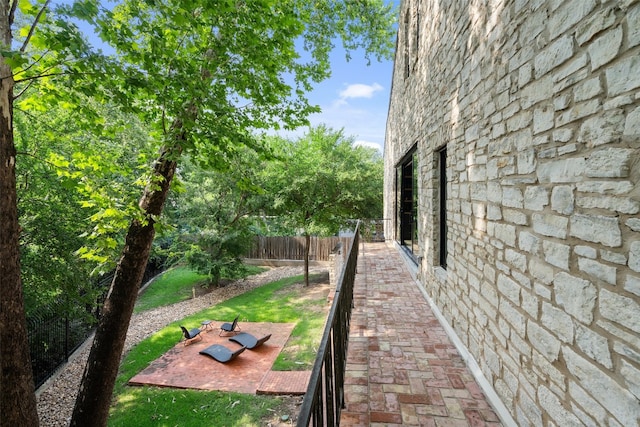 view of yard with a patio area