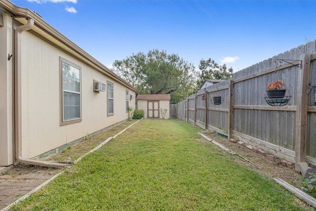 view of yard with a storage shed