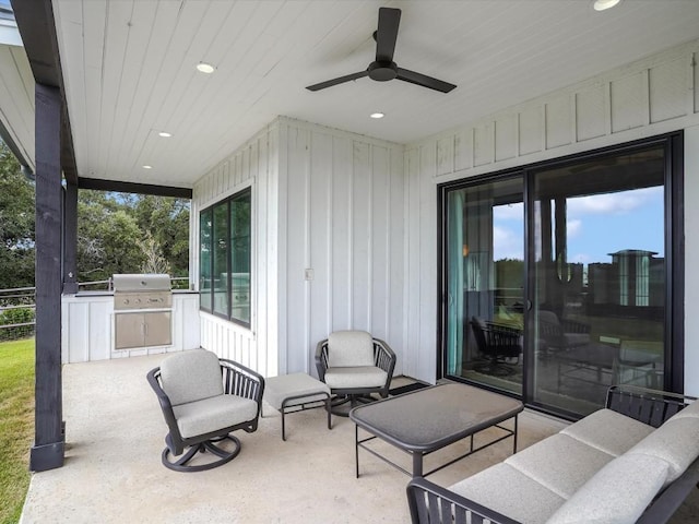19601 Flying J Blvd Unit 15, Spicewood, TX 78669 - view of patio / terrace featuring ceiling fan