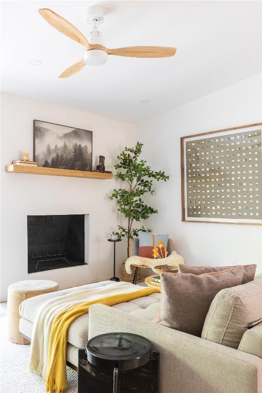 living room featuring ceiling fan