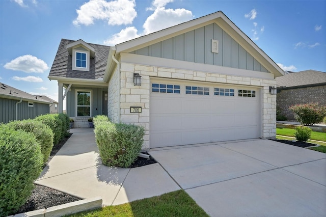 view of front facade with a garage