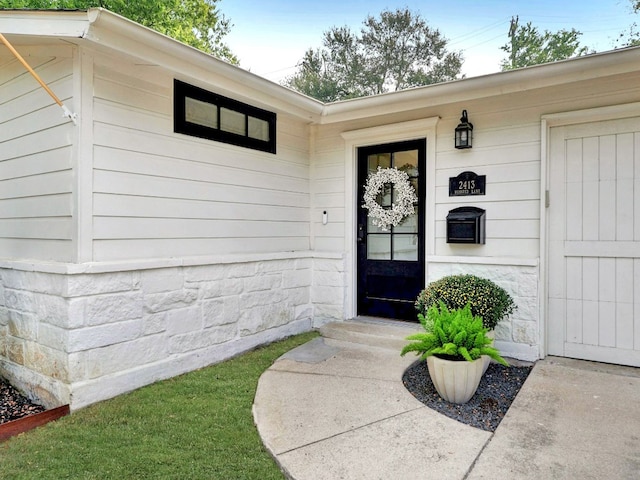 view of entrance to property