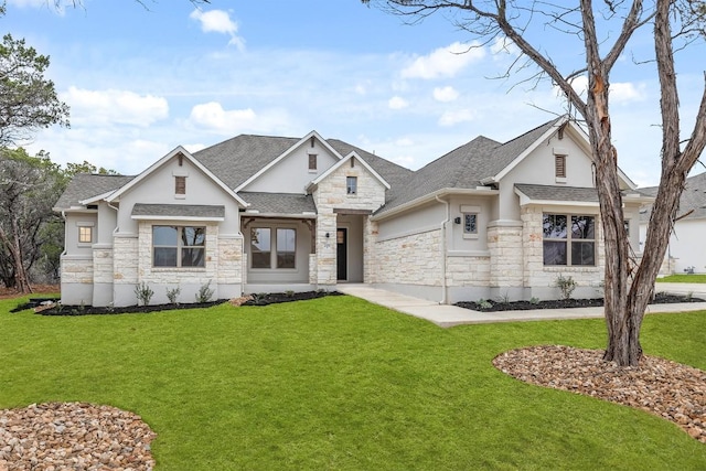 view of front of house with a front yard