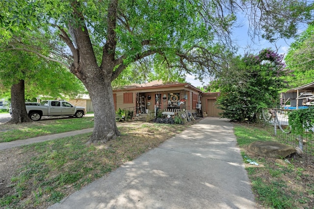 view of front of home with covered porch