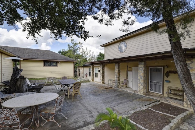 4525 Bell Springs Rd, Dripping Springs, TX 78620 - exterior space with outdoor dining area