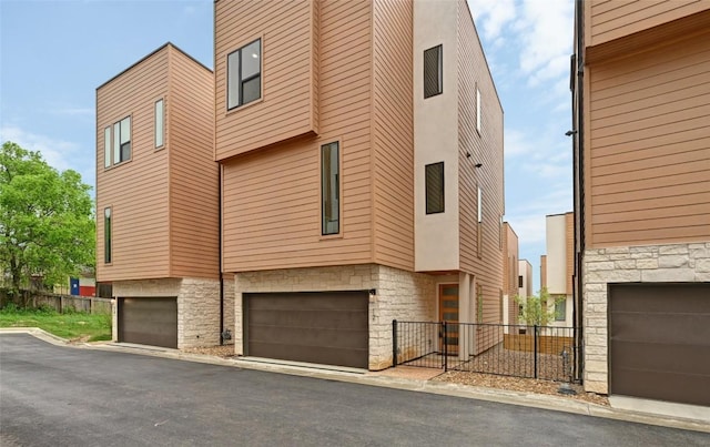 6821 Wolfcreek Pass Unit 12, Austin, TX 78749 - photo 6