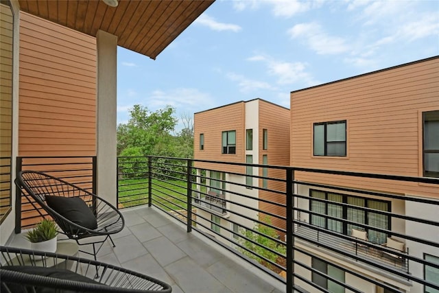 6821 Wolfcreek Pass Unit 12, Austin, TX 78749 - view of balcony
