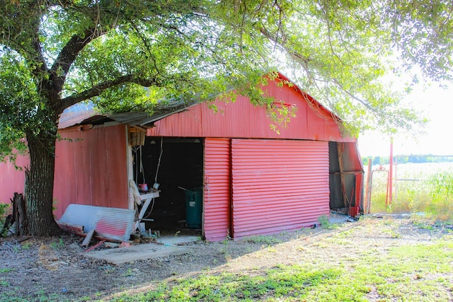 view of outbuilding