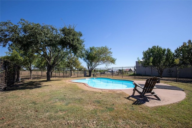 13639 Abrahamson Rd, Manor, TX 78653 - view of swimming pool with a patio area
