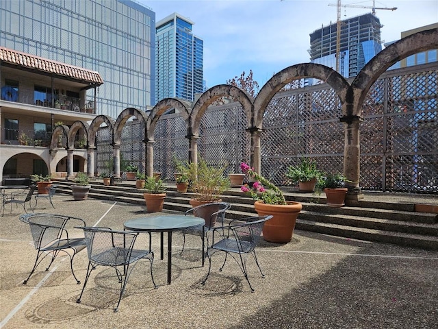505 W 7th St Unit 108, Austin, TX 78701 - view of patio / terrace