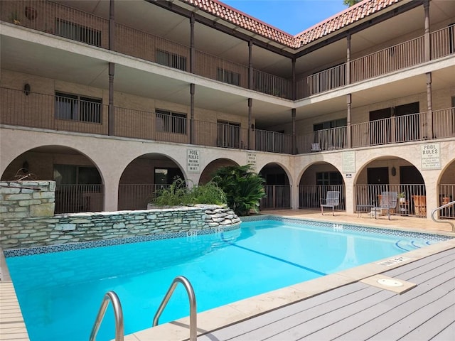 505 W 7th St Unit 108, Austin, TX 78701 - view of community pool