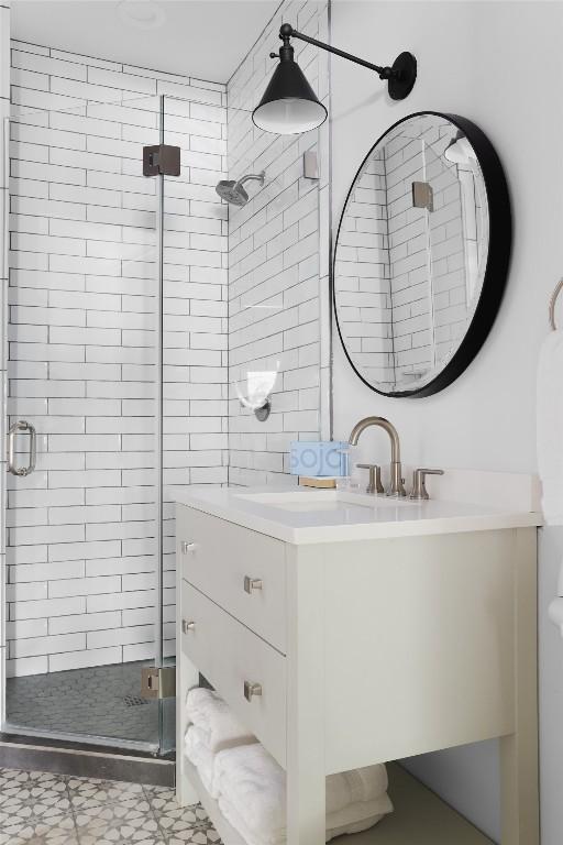 11505 SW Oaks, Austin, TX 78737 - bathroom with a stall shower and vanity