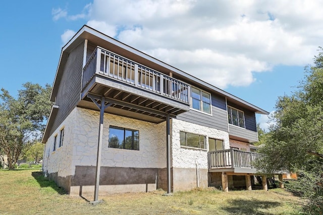 view of rear view of house