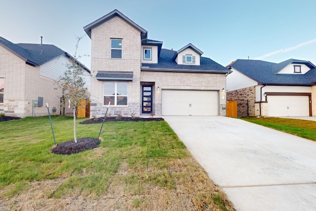 view of front facade with a front lawn