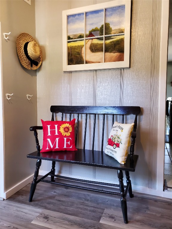 room details featuring hardwood / wood-style flooring