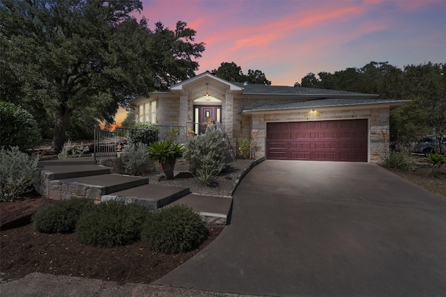 view of front facade featuring a garage