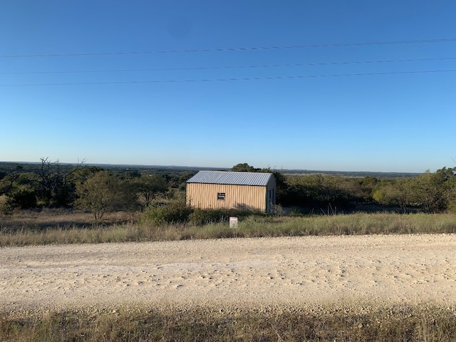 Listing photo 3 for 580 Avenue E Ave E, Lampasas TX 76550